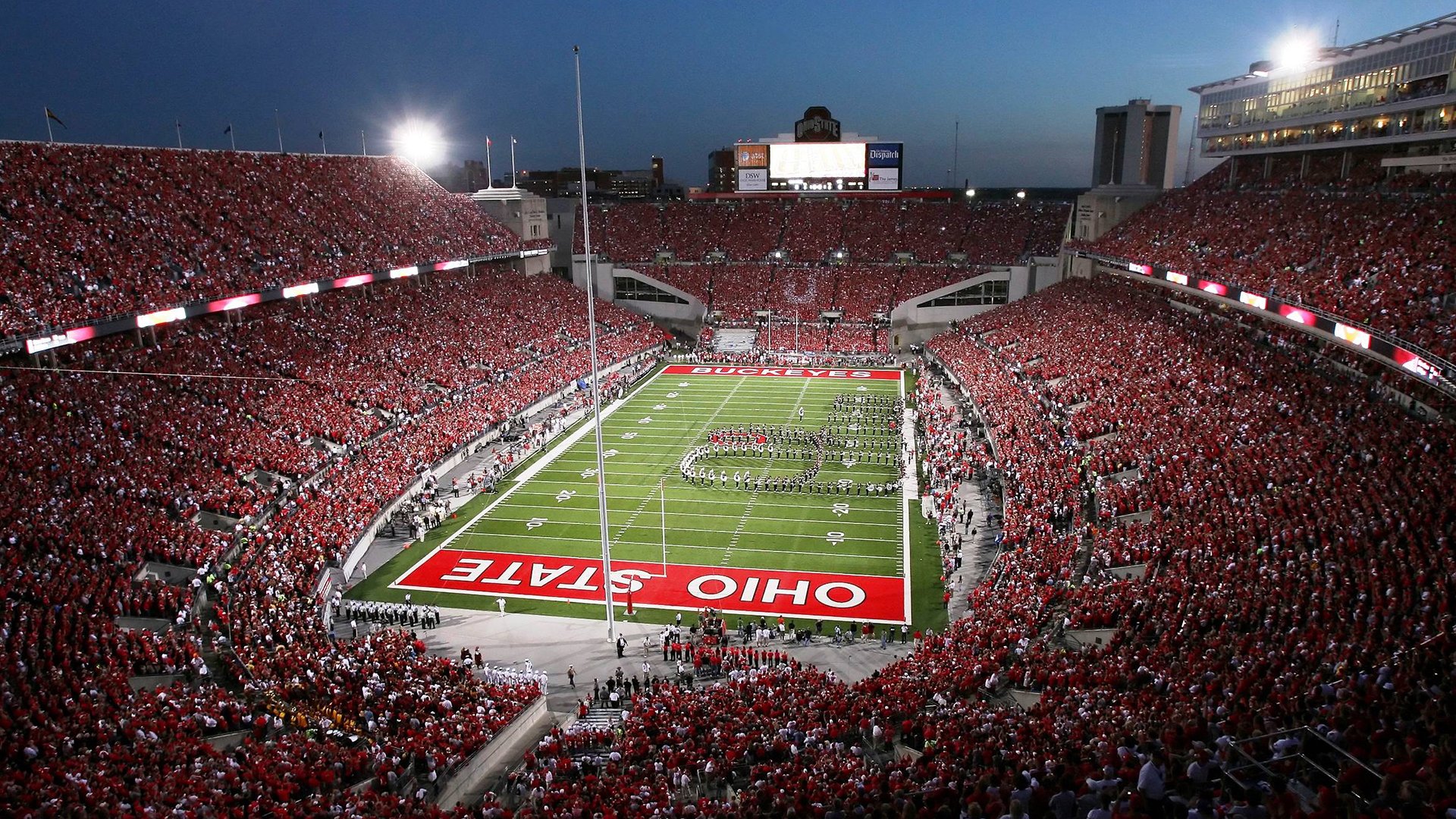 布鲁诺爆发，佛罗伦萨节奏如何掌控波兰的足球灵魂