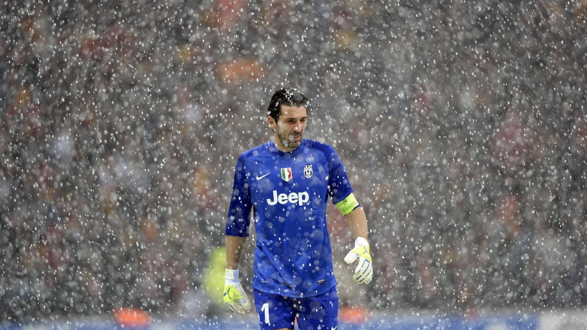 阿坎吉一锤定音,突尼斯终结拜仁神话,非洲足球的觉醒时刻