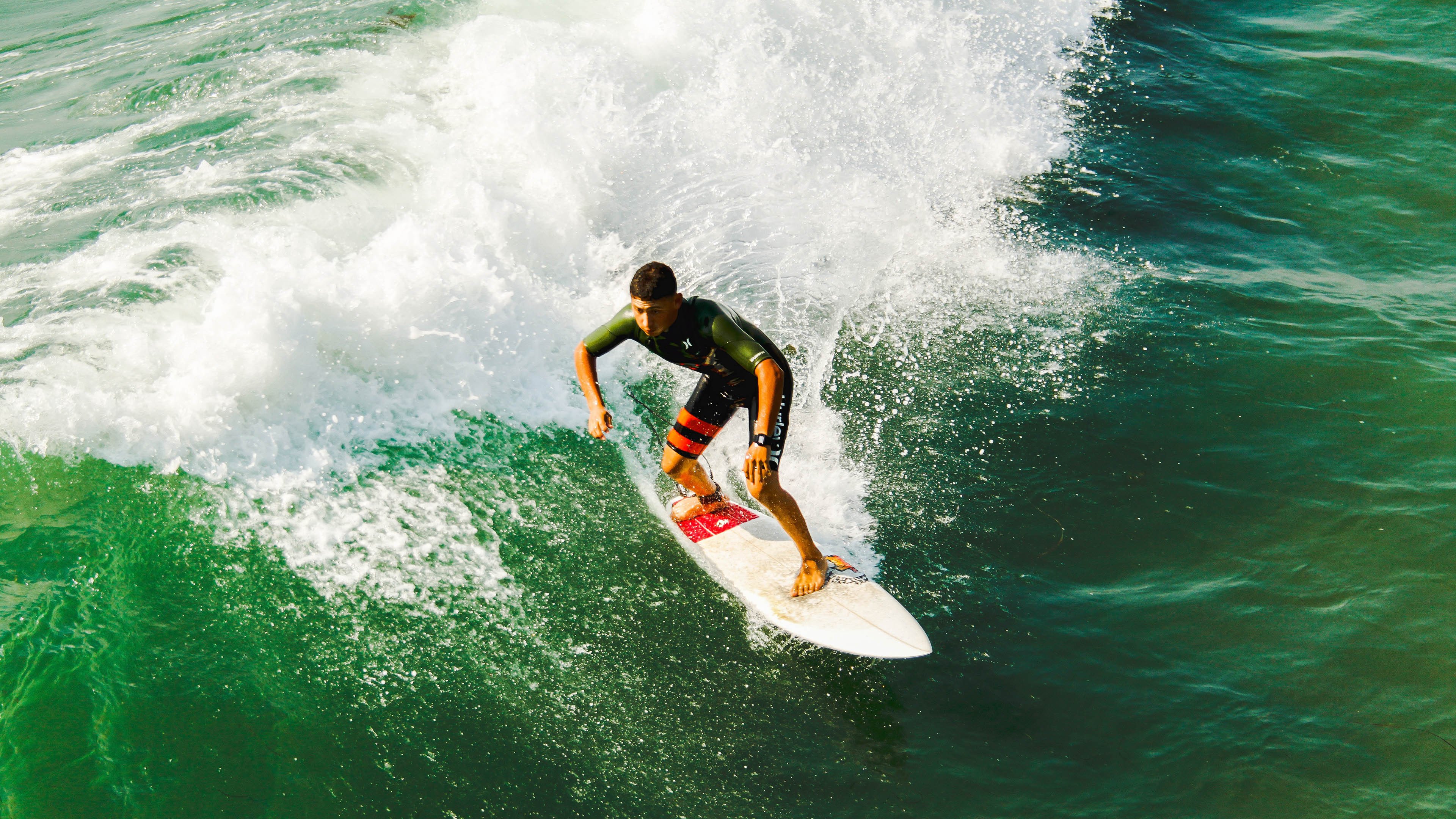 灰熊对阵浙江队,浓眉打出统治级数据,NBA与CBA的差距究竟在哪里?