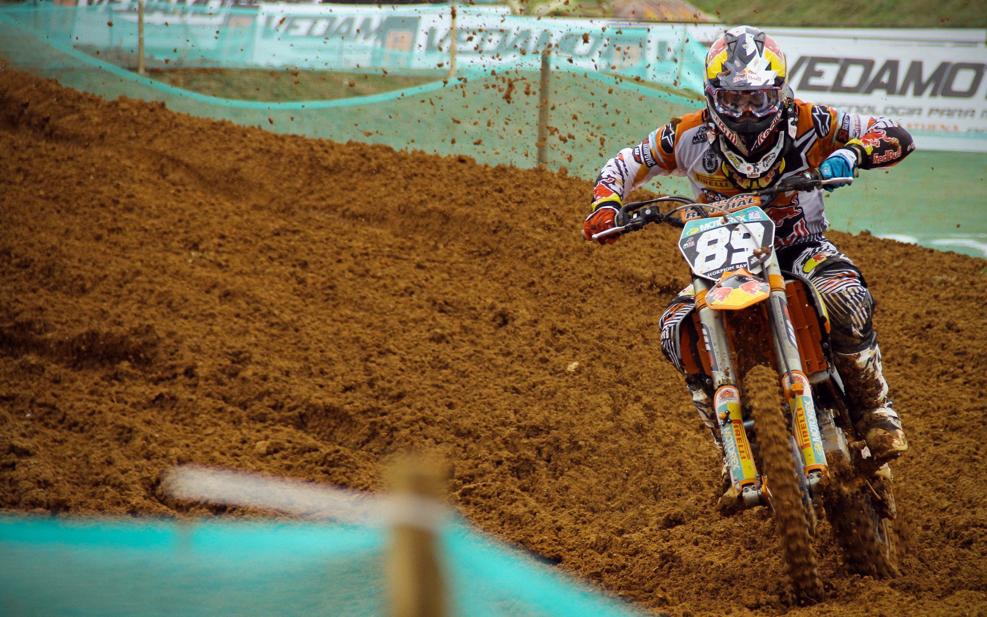 英超争冠之夜，门迪压力下完成爆发，蓝军防线铸就最后荣光